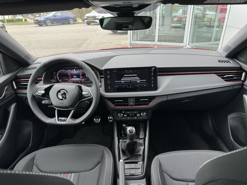 Škoda Scala Monte Carlo 1.0 TSI 115 pk Panoramadak | Navigatie | Camera | Apple Carplay/Android Auto | Lichtmetalen velgen 18" | Climate conrol |