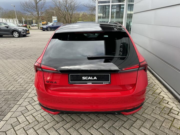 Škoda Scala Monte Carlo 1.0 TSI 115 pk Panoramadak | Navigatie | Camera | Apple Carplay/Android Auto | Lichtmetalen velgen 18" | Climate conrol |