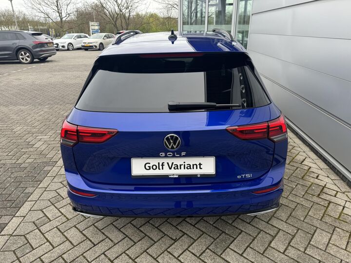 Volkswagen Golf Variant R-Line 1.5 eTSI 96 kW / 130 pk Variant 7 versn. DS G