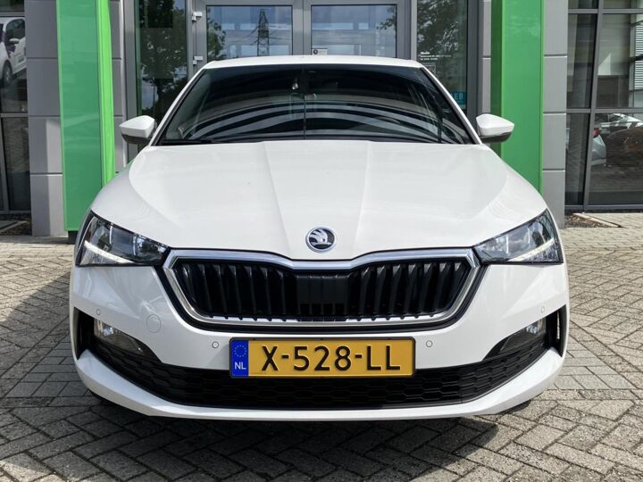 Škoda Scala Sport Business 1.0 TSI 110 pk | Navigatie | 18'' Lichtmetalen velgen | Apple Carplay/Android Auto | Adaptieve cruise control |