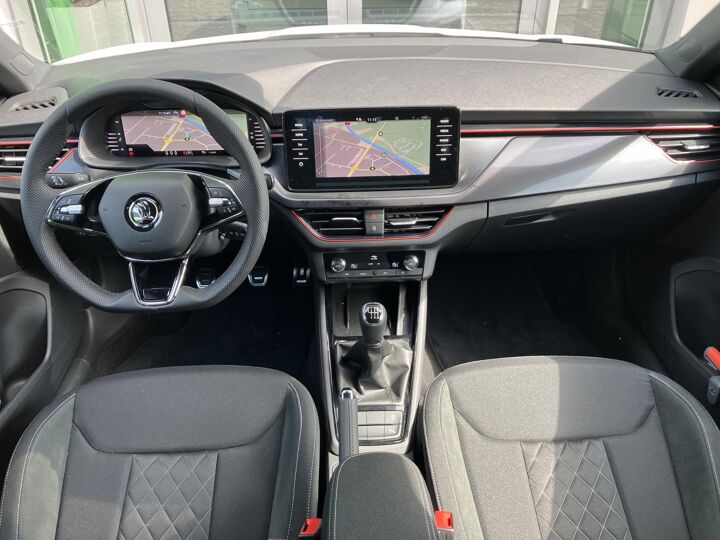 Škoda Scala Sport Business 1.0 TSI 110 pk | Navigatie | 18'' Lichtmetalen velgen | Apple Carplay/Android Auto | Adaptieve cruise control |