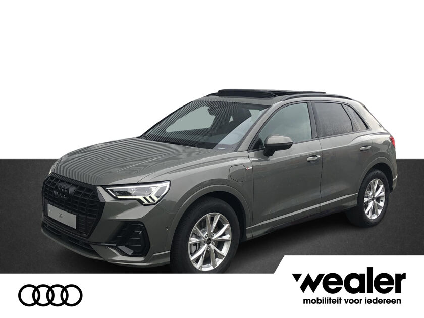 Audi Q3 S Edition 45 TFSI e 180 kW / 245 pk Adaptive Cruise Controle | Comfortsleutel | Leer mono pur bekleding | Lendensteun voor | Lichtpakketplus Ambiente light multicolour | Optiekpakket Zwart Plus | Privacy Glass | Stoelverwarming voor