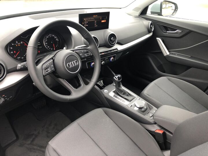 Audi Q2 Pro Line 35 TFSI 110 kW / 150 pk Hatchback 7 versn S-tronic | Adaptieve cruise control | Comfortsleutel | Privacy Glass | Parkeersensoren + achteruitrij camera | LED | DAB | Apple Carplay/Android Auto | 16 inch LMV