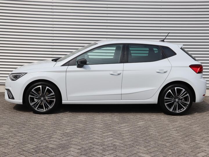 SEAT Ibiza FR Anniversary 1.0 85 kW / 115 pk EcoTSI Hatchback 5 deurs 6 versn. Hand