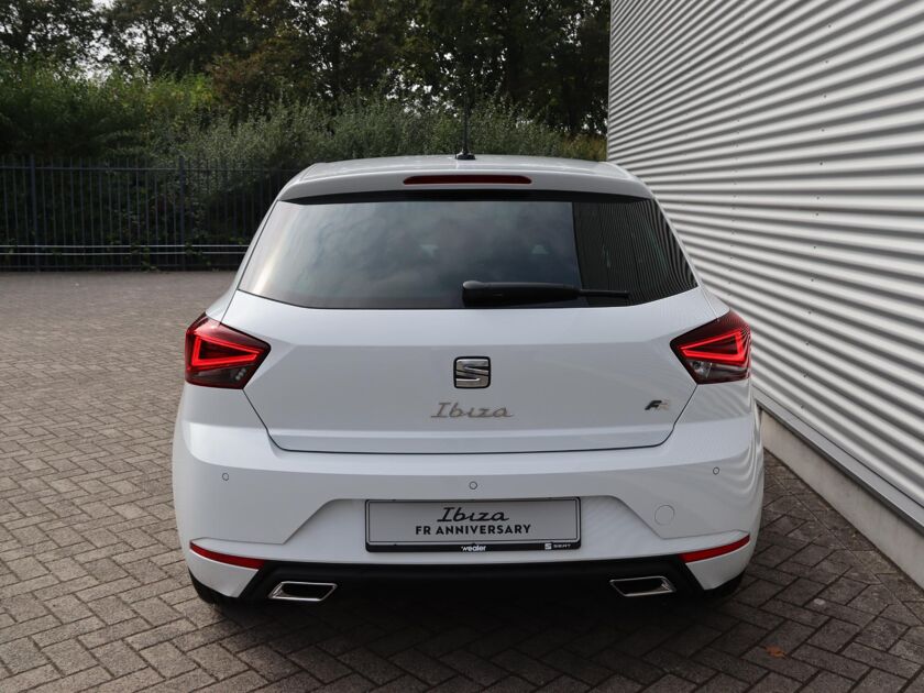 SEAT Ibiza FR Anniversary 1.0 85 kW / 115 pk EcoTSI Hatchback 5 deurs 6 versn. Hand