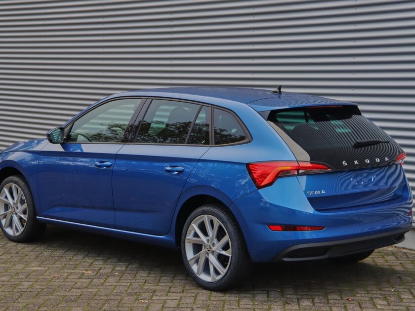 Škoda Scala Sport Business 1.0 TSI 110 pk | Navigatie | Apple Carplay/Android Auto | Adaptieve cruise control | lichtmetalen velgen 18" |