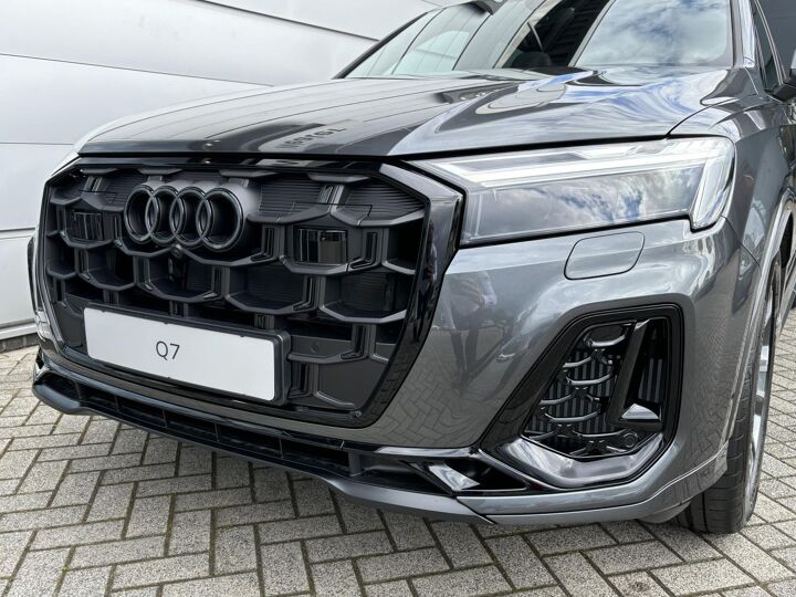 Audi Q7 Pro Line S 55 TFSI e 290 kW / 394 pk SUV 8 versn.  Tiptronic quattro | B&O|Pano|Matrix LED