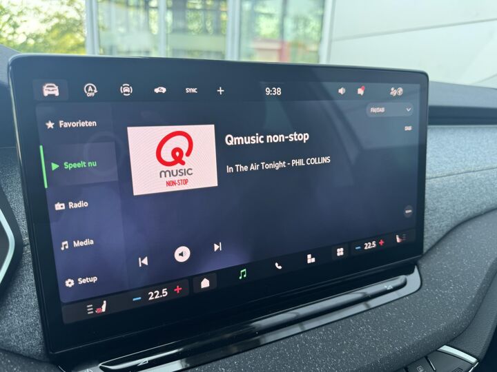 Škoda Octavia First Edition 1.5 TSI m-HEV 115 pk DSG | Automaat | Navigatie | Adaptieve cruise control | Apple Carplay/Android Auto | 17" lichtmetalen velgen |