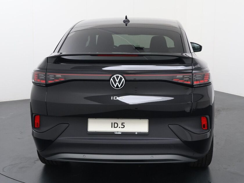 Volkswagen ID.5 Pro Business 77 kWh accu, 210 kW / 286 pk SUV Elek trische aandrijving