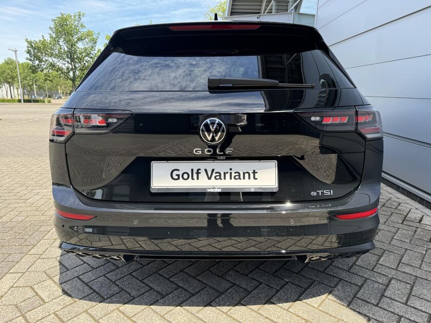 Volkswagen Golf Variant R-Line-Edition 1.5 eTSI 85 kW / 116 pk Variant 7 v ersn. DSG | LED Matrix | Assistance Plus pakket |