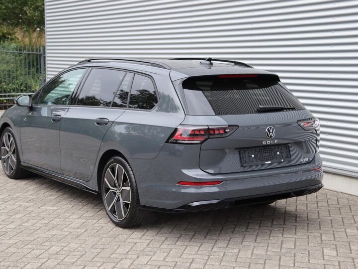 Volkswagen Golf Variant R-Line-Edition 1.5 eTSI 85 kW / 116 pk Variant 7 v ersn. DSG | LED Matrix | Assistance Plus pakket |