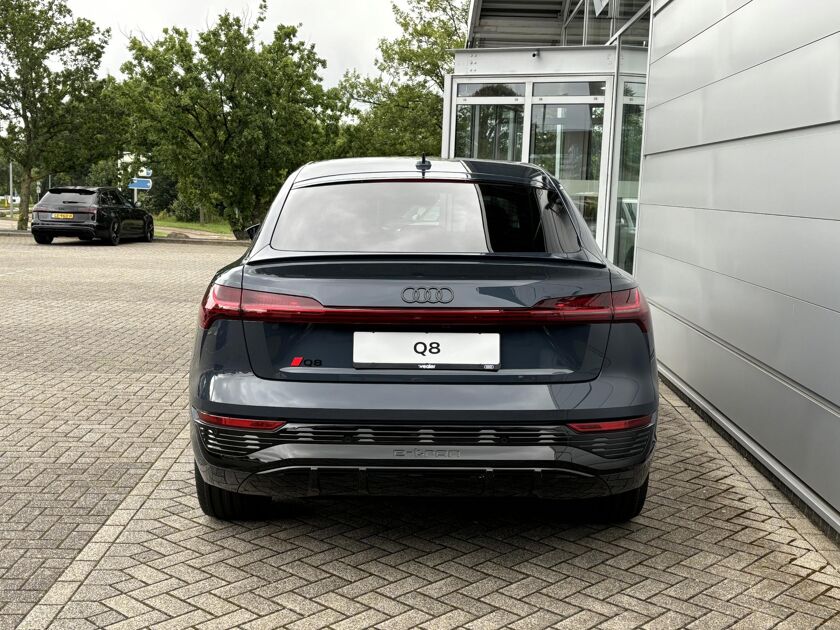 Audi Q8 Sportback e-tron S Edition 55 300kw/408pk 114Kwh quattro