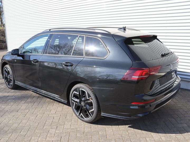 Volkswagen Golf Variant R-Line-Edition 1.5 eTSI 85 kW / 116 pk Variant 7 v ersn. DSG | Black Style | Assistance plus pakket |