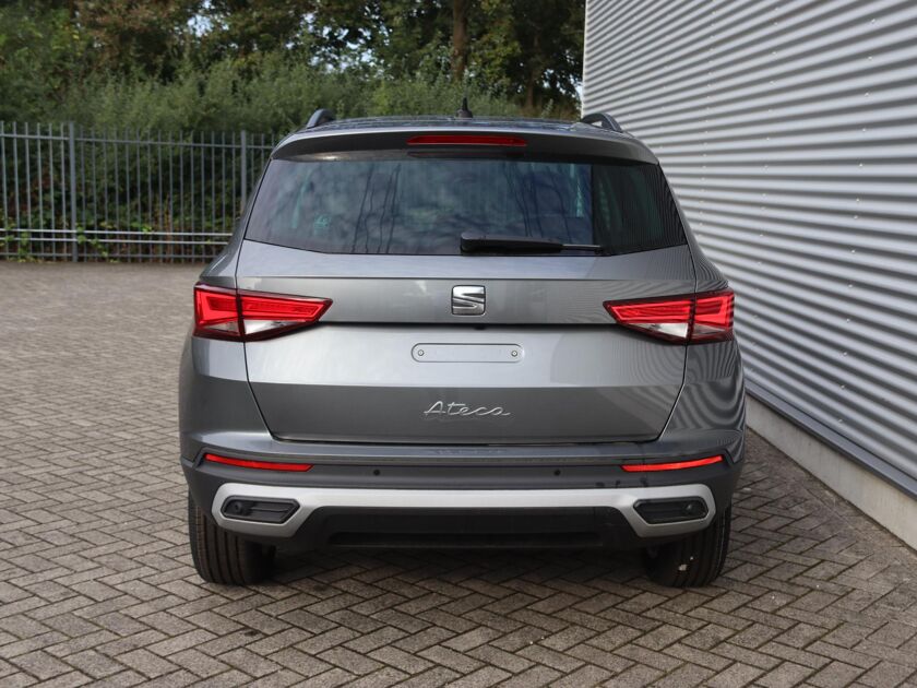 SEAT Ateca Style Business Intense 1.0 TSI 81kW / 110pk SUV 6  SEAT Ateca 1.0 TSI 110pk 6-versn. Style Business Intense | Safe & Driving pack L | Dinamica bekleding | Stoel- & stuurwielverwarming |