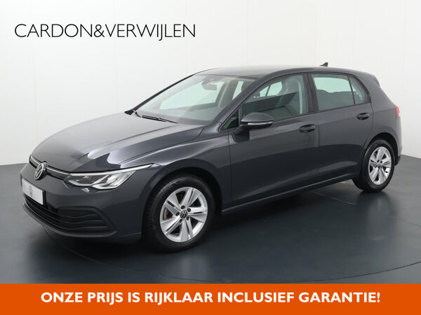 Volkswagen Golf 1.5 TSI Life  | 130 PK | Apple CarPlay / Android Auto | Navigatiesysteem | Parkeersensoren voor en achter |