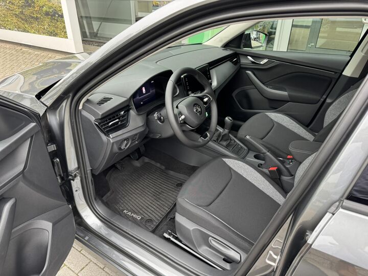 Škoda Kamiq Essence 1.0 TSI 115 pk 6 versn. | Apple Carplay/Android Auto | Parkeersensoren | Cruise Control