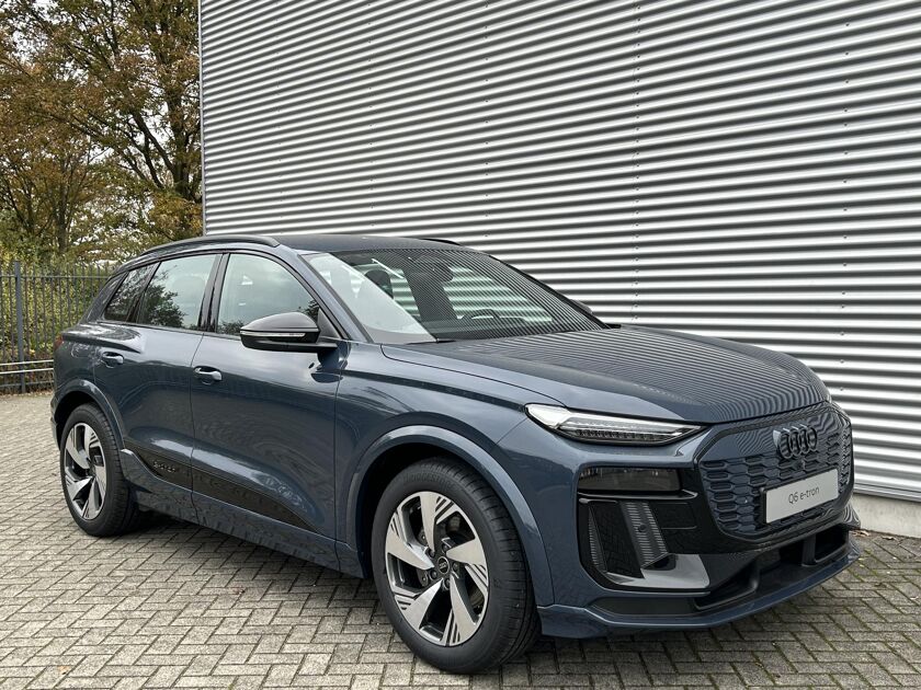 Audi Q6 e-tron S Edition (B1)  e-tron perf 225kW/306pk 100Kwh Hat Audi Q6 e-tron S Edition e-tron perf 225kW/306pk 100Kwh | Luchtvering | Stuurwielverwarming | Stoelverwarming achter | 360 Camera