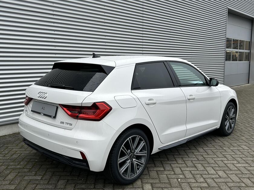 Audi A1 Sportback Advanced edition 25 TFSI 70 kW / 95 pk Sportback 5 versn. Hand