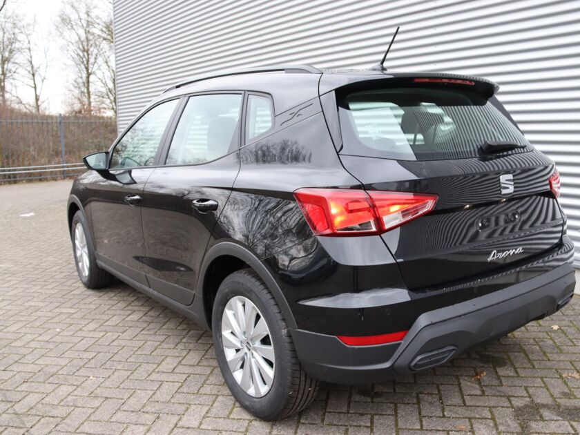 SEAT Arona Reference 1.0 70 kW / 95 pk EcoTSI SUV 5 versn. Ha nd