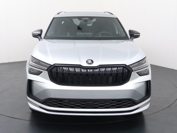 Škoda Kodiaq Sportline Business 1.5 TSI PHEV 204 pk DSG | Automaat | Panoramadak |19" Lichtmetalen velgen | LED Matrix