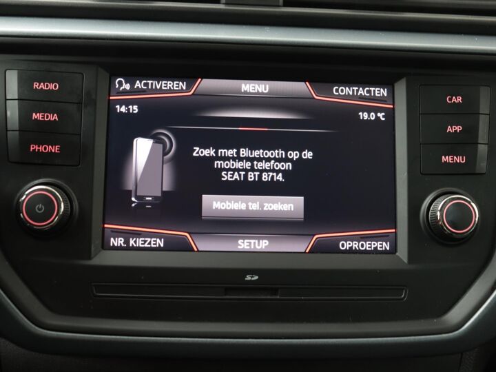 SEAT Arona 1.0 TSI Style | 95 PK | Apple CarPlay / Android Auto | Cruise control | Navigatie |