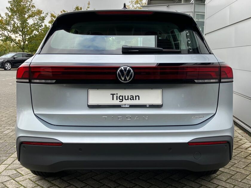 Volkswagen Tiguan Tiguan 1.5 eTSI 96 kW / 130 pk SUV 7 versn. DSG