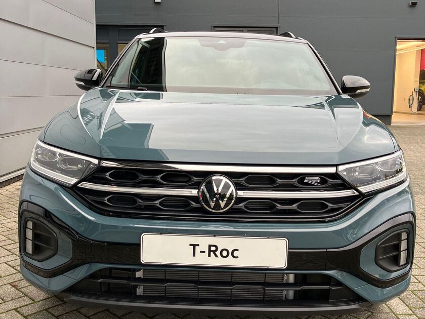 Volkswagen T-Roc R-Line Business 1.5 110 kW / 150 pk TSI SUV 7 vers n. DSG | Black Style | LED Matrix | Panoramadak | Elektr. achterklep |