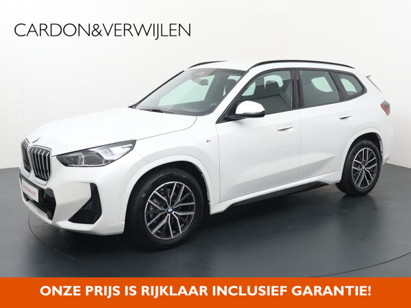 BMW X1 sDrive18i | 136 PK |  Automaat | El. achterklep | Navigatiesysteem | M-line interieur | PDC voor en achter | Alcantara bekleding | Elec. verstelbare bestuurdersstoel met memory |