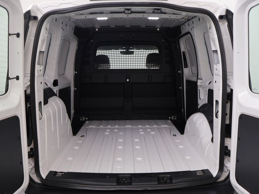 Volkswagen Bedrijfswagens Caddy Cargo 2.0 TDI Comfort | 75 PK | Trekhaak | Navigatiesysteem | Parkeersensoren achter |