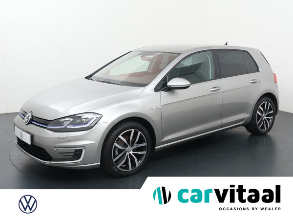 Volkswagen e-Golf E-DITION | 136 PK | Warmtepomp | Lederen bekleding | Verwarmbare voorstoelen |