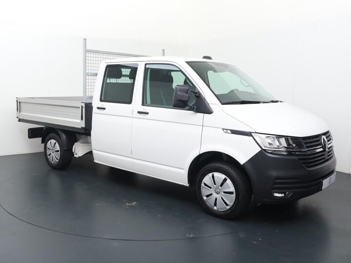 Volkswagen Bedrijfswagens Transporter 2.0 TDI L2H1 DC 30 Comfortline | 110 PK | Trekhaak | Twee zitplaatsen rechtsvoor | | Navigatiesysteem |