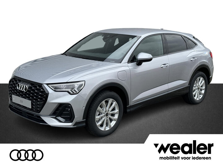 Audi Q3 Sportback Advanced edition 45 TFSI e 180 kW / 245 pk 6 versn. S-tronic | Audi Virtual cockpit | Optiekpakket | Parkeerassistent | Sportstoelen voorin | Achteruitrij camera | LED | Privacy Glass | Elektr. bedienbare achterklep |  18'' LMV