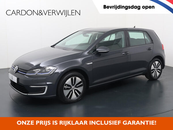 Volkswagen e-Golf E-DITION | 136 PK | Navigatiesysteem | Verwarmbare voorstoelen | Digital cockpit |