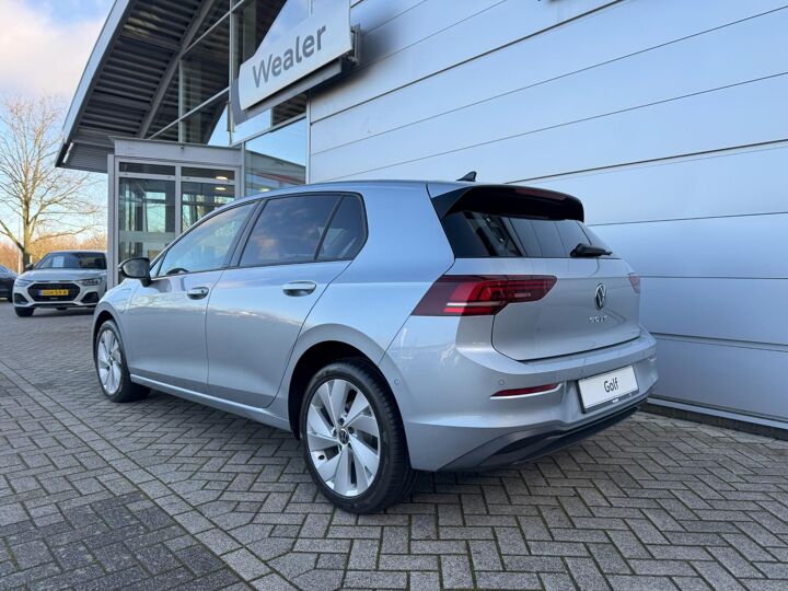 Volkswagen Golf 8 Life Edition 1.5 eHybrid 150 kW / 204 pk Hatchback 6 versn. DSG