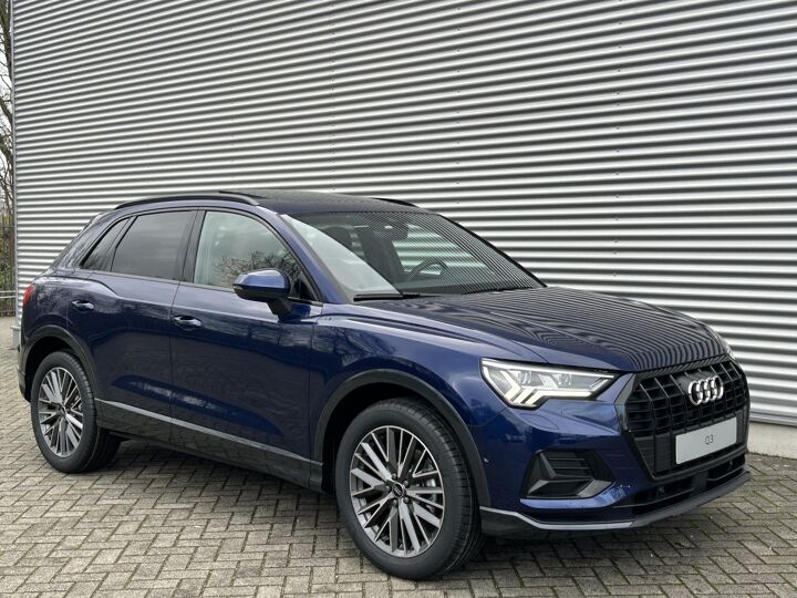 Audi Q3 Advanced edition 35 TFSI 110 kW / 150 pk S tronic | Bruin Leer |  Panoramadak | Comfortsleutel | Lichtpakket plus | Ambient light |