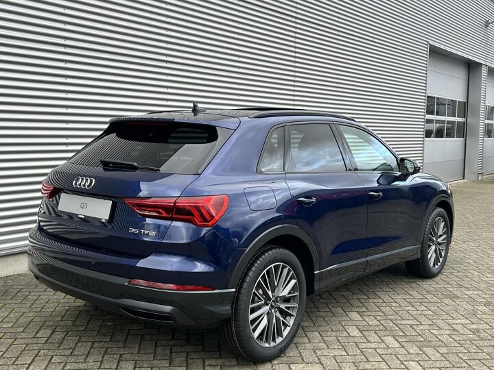 Audi Q3 Advanced edition 35 TFSI 110 kW / 150 pk S tronic | Bruin Leer |  Panoramadak | Comfortsleutel | Lichtpakket plus | Ambient light |