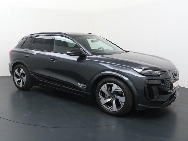 Audi Q6 e-tron S edition performance 100 kWh 306 PK | S-Line | Automaat | Tech Pro | Comfort Pakket Pro | Luchtvering | Navigatie | 20'' Lichtmetaal |Privacy