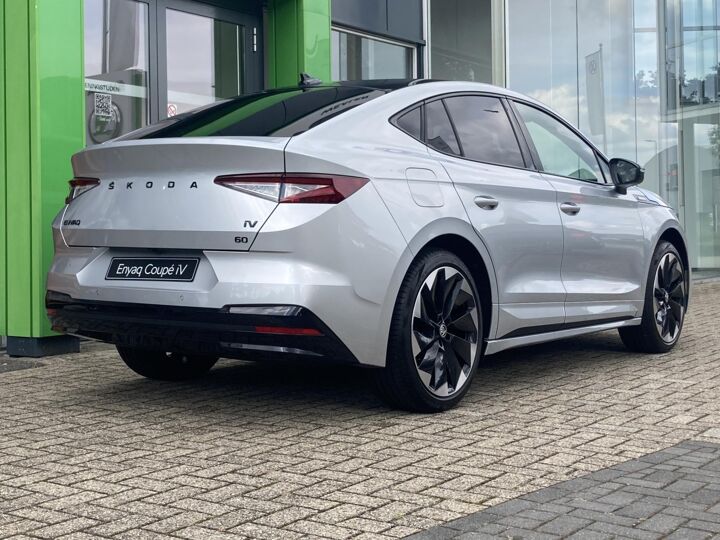 Škoda Enyaq Coupé 60 Sportline 180 pk | Panodak | Carplay | Navi | 21" | 395 km actieradius |