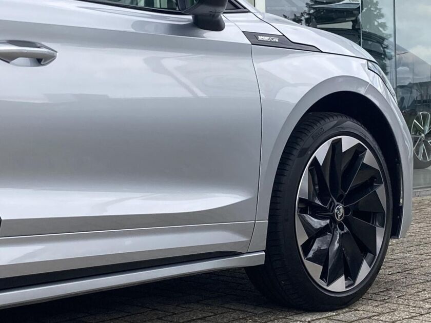 Škoda Enyaq Coupé 60 Sportline 180 pk | Panodak | Carplay | Navi | 21" | 395 km actieradius |