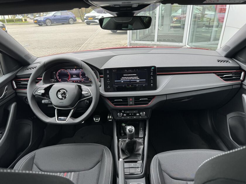 Škoda Scala Monte Carlo 1.0 TSI 115 pk TSI Panoramadak | Navigatie | Camera | Apple Carplay/Android Auto | Lichtmetalen velgen 18" | Climate conrol |