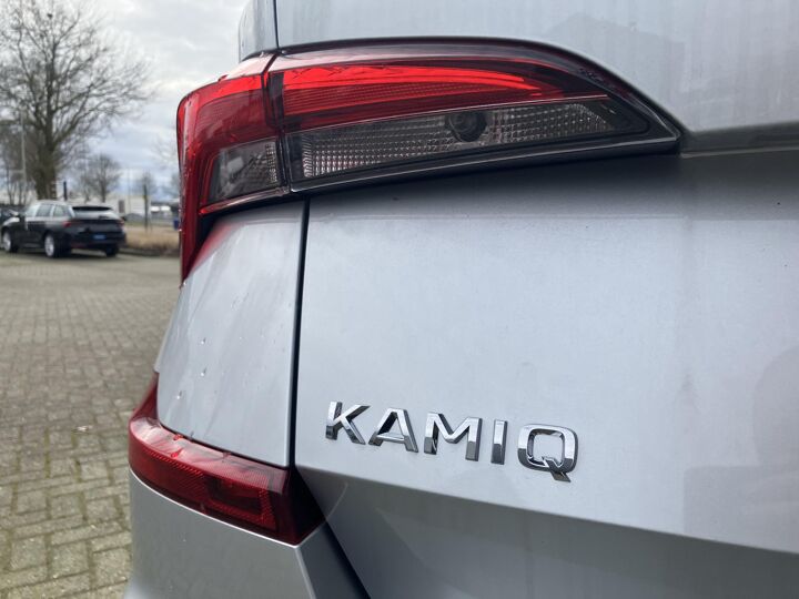 Škoda Kamiq Essence 1.0 TSI 115 pk 6 versn. | Apple Carplay/Android Auto | Parkeersensoren | Cruise Control