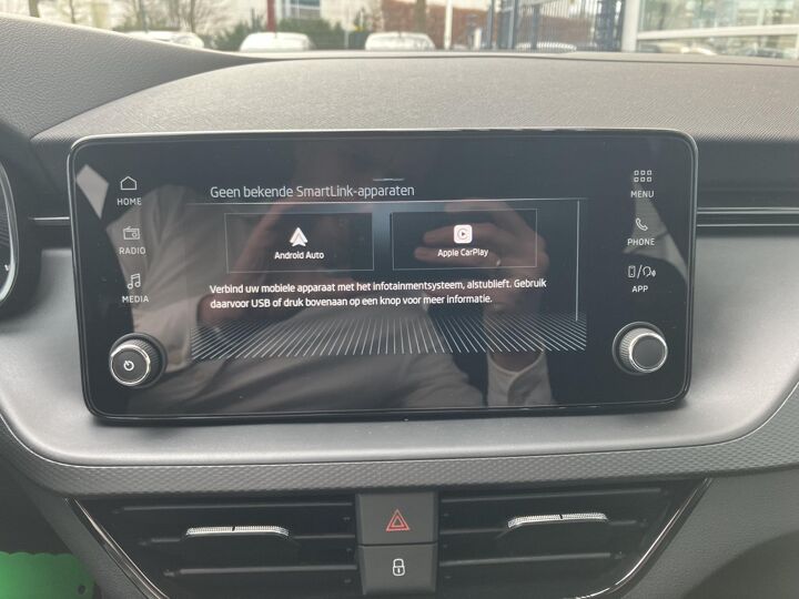 Škoda Kamiq Essence 1.0 TSI 115 pk 6 versn. | Apple Carplay/Android Auto | Parkeersensoren | Cruise Control