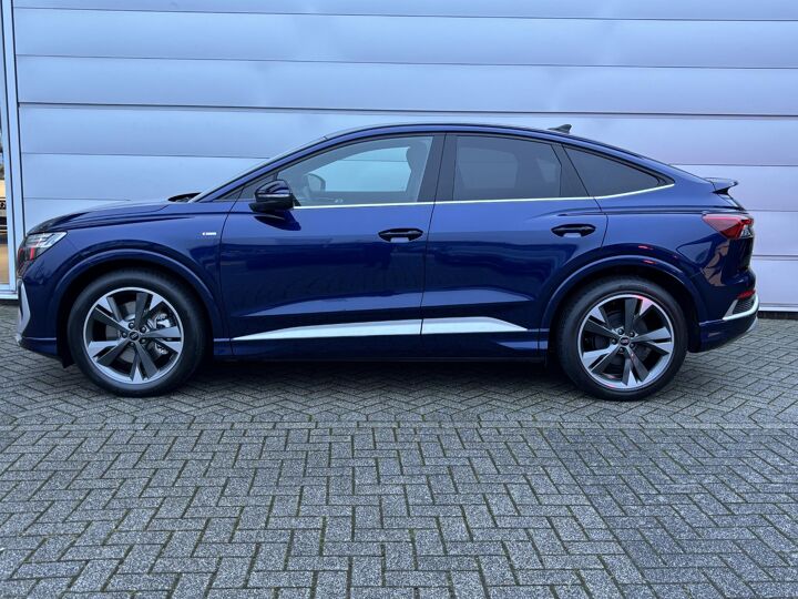 Audi Q4 Sportback e-tron S Edition Q4 e-tron Sportback (A1)  e-tron 45 210k Audi Q4 Sportback e-tron S Edition Q4 e-tron Sportback (A1)  e-tron 45 210k 45 quattro | Trekhaak | Privacy Glas | Klimaatregeling pakket |