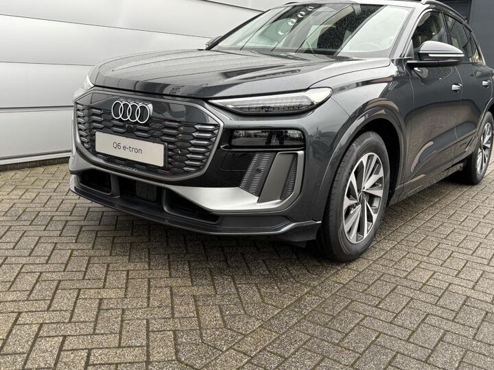 Audi Q6 e-tron Advanced edition (B1)  e-tron perf 225kW/306pk 100 Audi Q6 e-tron Advanced edition e-tron perf 225kW/306pk 100Kwh Hatchback Elektrische aandrijving