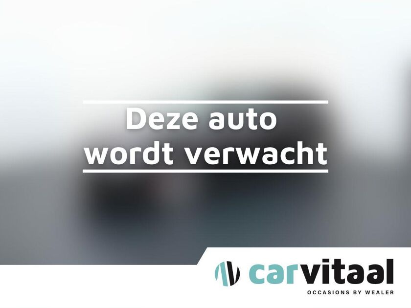 Volkswagen Golf Variant 1.0 TSI Life | 110 PK | Navigatiesysteem | Achteruitrijcamera | Parkeersensoren voor en achter |