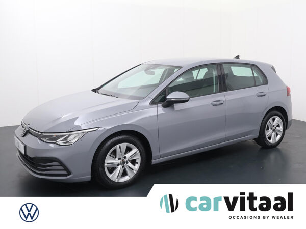 Volkswagen Golf 1.0 TSI Life  | 110 PK | Navigatiesysteem | Achteruitrijcamera | Parkeersensoren voor en achter |