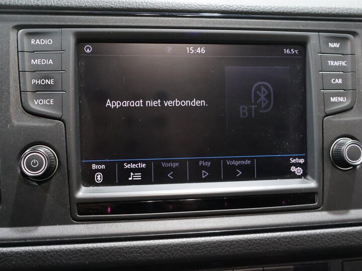 Volkswagen Bedrijfswagens Crafter 30 2.0 TDI L3H3 Comfortline Executive + | 102 PK | Comfortstoel + Armleuningen | Bijrijdersbank + Opbergvak | Airco | Cruise Control | Alarm | Navigatie BT DAB+ Apple Carplay/Android Auto | Verwarmbare Voorruit | Parkeersensoren Voor + Achter | Laadruimte Betimmering