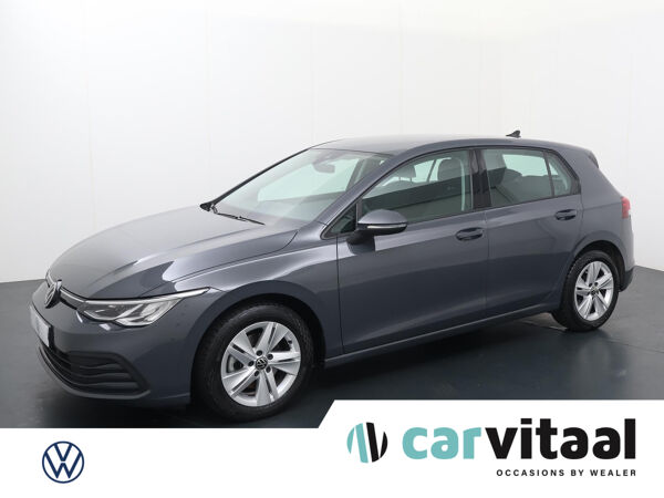 Volkswagen Golf 1.0 TSI Life  | 110 PK | Navigatiesysteem | Achteruitrijcamera | Parkeersensoren voor en achter |