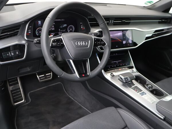 Audi A6 Avant 55 TFSI e quattro S Line | 367 PK | Trekhaak | Panoramadak | Head-up Display |