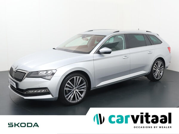 Škoda Superb Combi 1.4 TSI iV Business Edition | 218 PK | Trekhaak | Lichtmetalen velgen 18 "| Navigatiesysteem Columbus | El. achterklep |